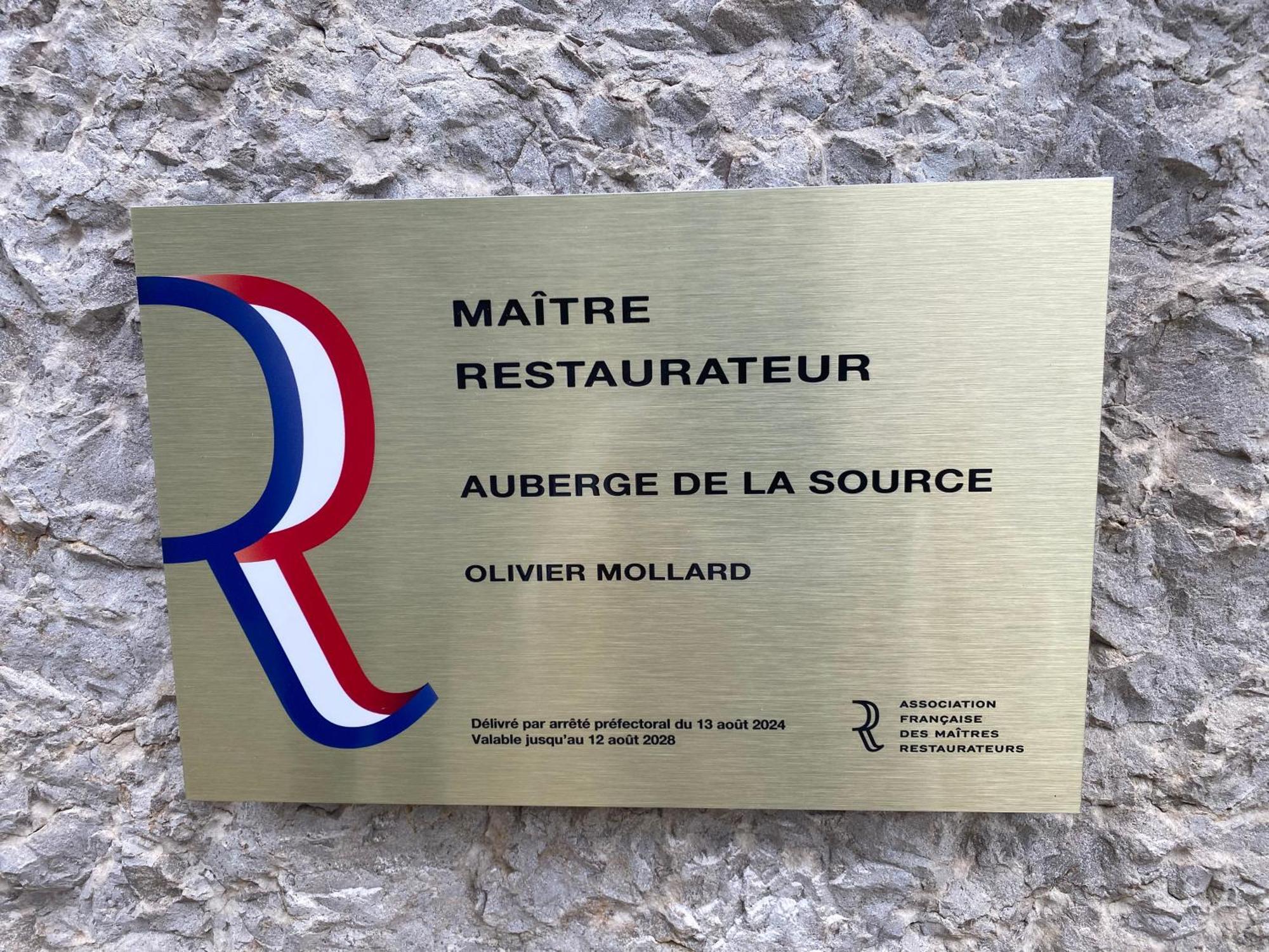 La Source Hotel Porcieu-Amblagnieu Buitenkant foto