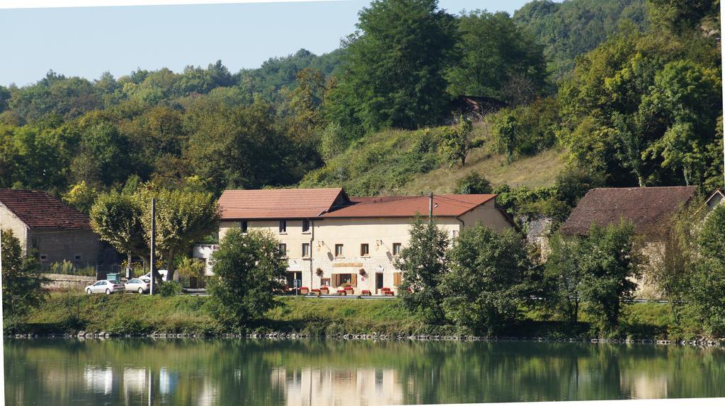 La Source Hotel Porcieu-Amblagnieu Buitenkant foto